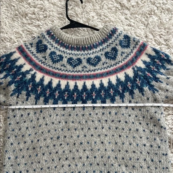 100% wool Woolrich brand Blue and Cream Patterned Isle Nordic style Sweater S - Picture 8 of 10